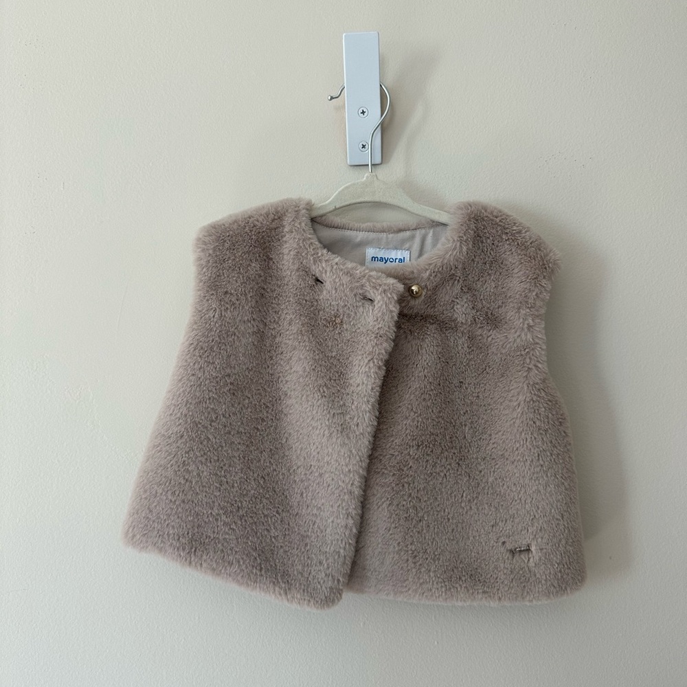 Mayoral Faux Fur Vest in Taupe size 24m